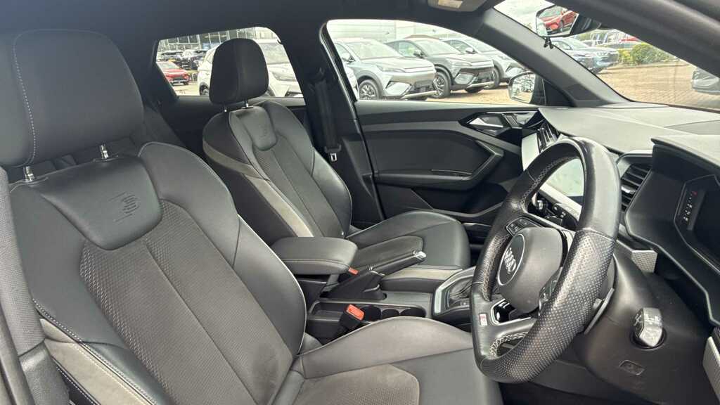 Audi A1 1.0 Tfsi 30 Sport Sportback Euro White #7