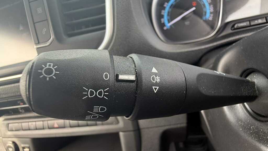 Vauxhall Vivaro Vivaro Life 100Kw Ultimate M 50Kwh Estate Grey #16