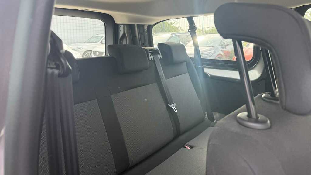 Vauxhall Vivaro Vivaro Life 100Kw Ultimate M 50Kwh Estate Grey #8