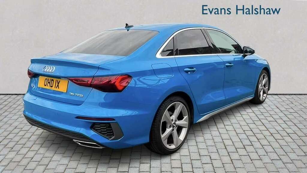 Audi A3 35 Tfsi S Line S Tronic 2020 RJ70FNM Blue #3