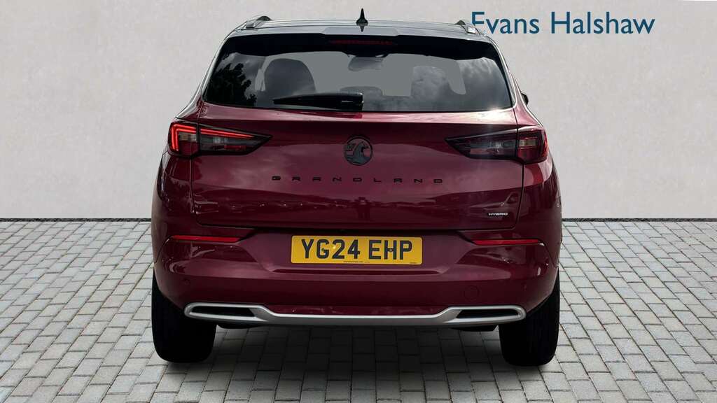 Vauxhall Grandland 1.2 Hybrid 136 Ultimate E-dct6 2024 Red #5