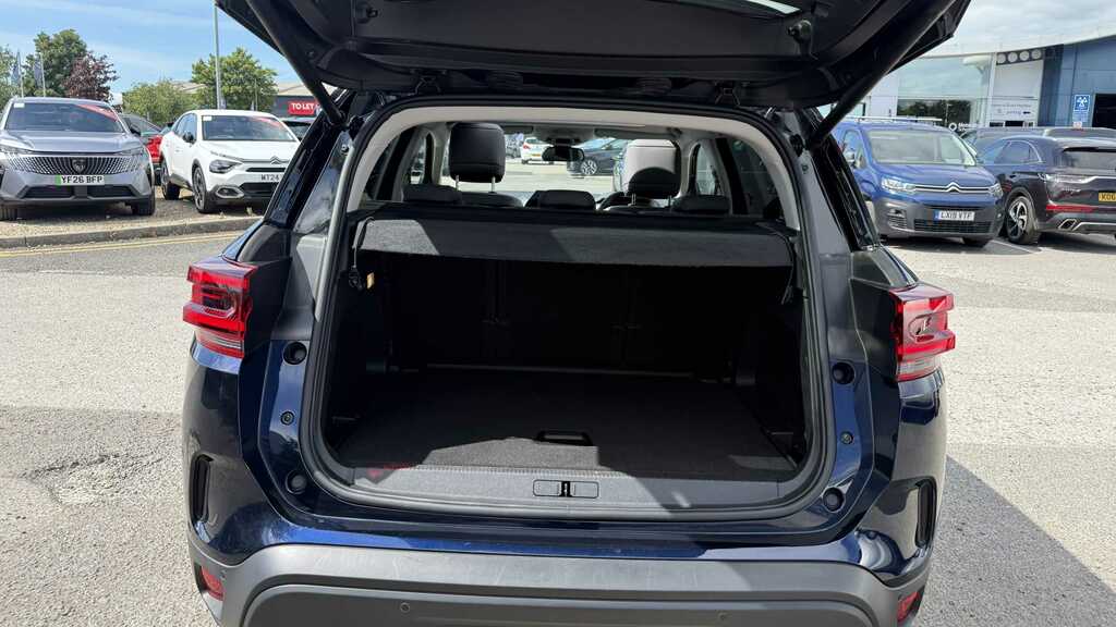 Citroen C5 Aircross 1.5 Bluehdi C-series Edition Eat8 2023 Green #5