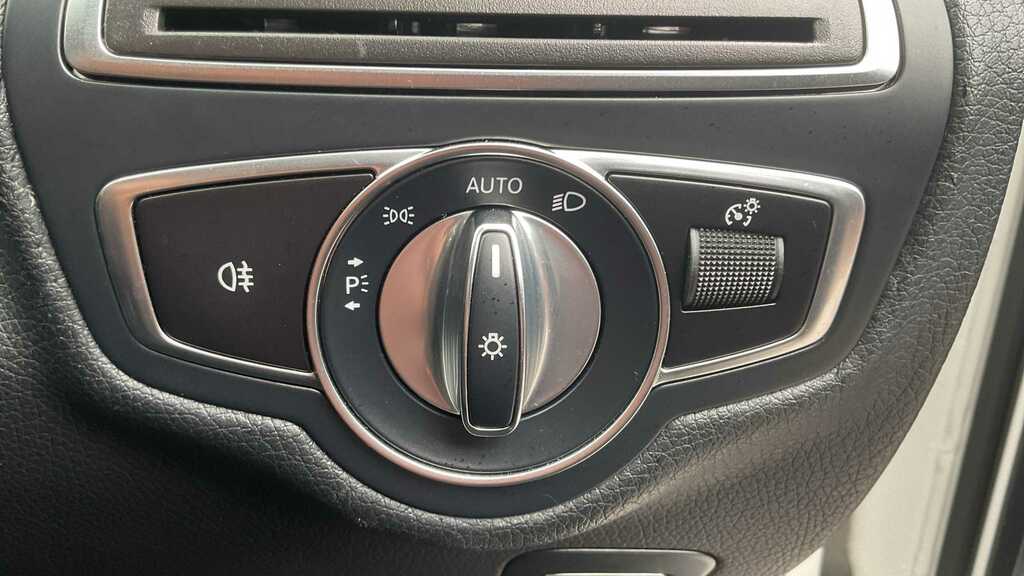 Mercedes-Benz C Class 2.0 C220d Amg Line Saloon G-tronic Eur Blue #17