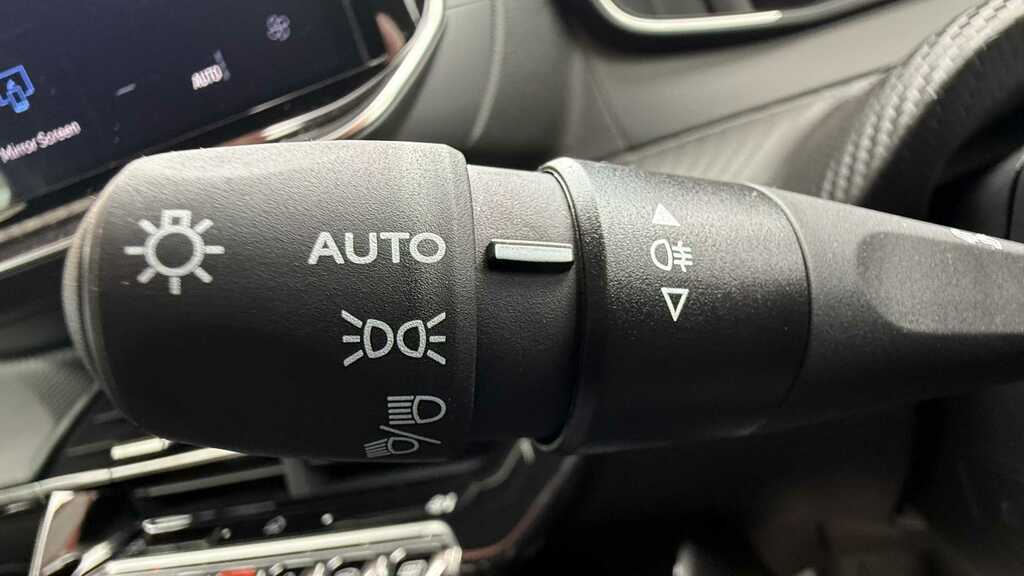 Peugeot 2008 1.2 Hybrid Gt Premium Suv Hybrid E-dsc6 #17