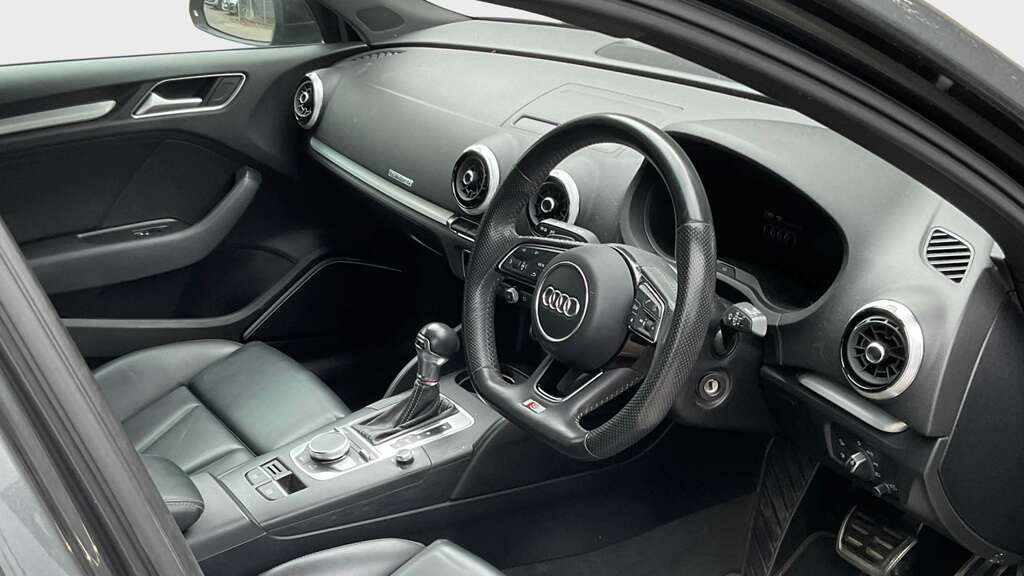 Audi A3 S3 Tfsi Quattro Black Edition S Tronic 2018 BF18HTN Grey #6