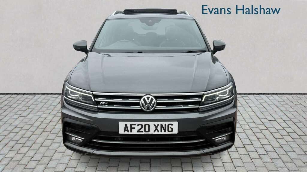 Volkswagen Tiguan 1.5 Match Tsi Evo Dsg 148 Bhp Silver #3