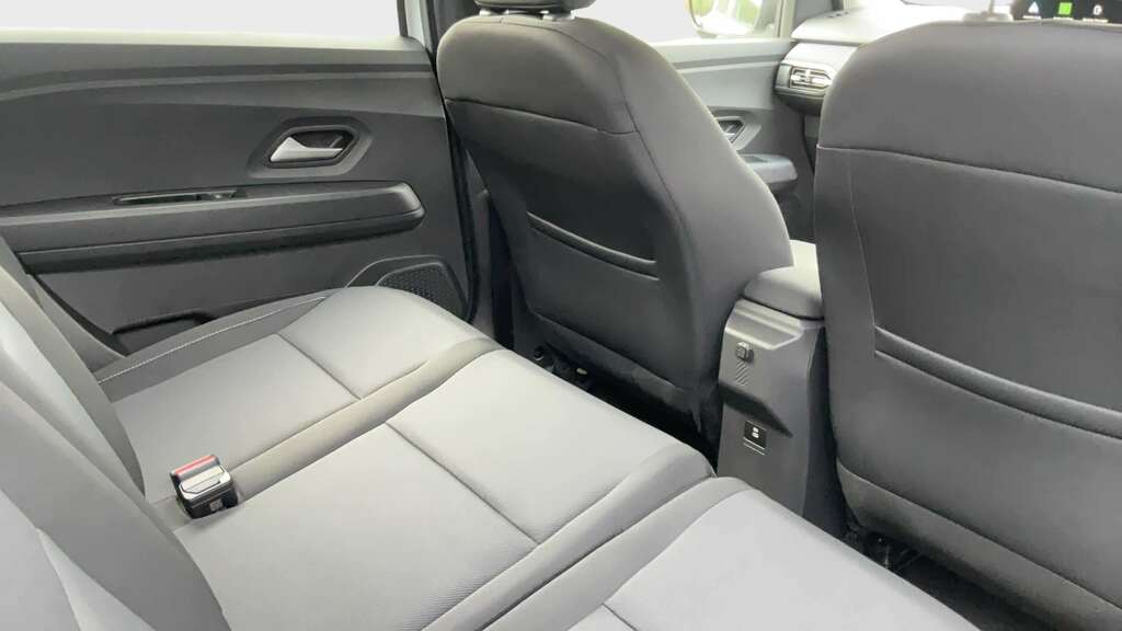 Dacia Jogger 1.8 Hev Expression 2026 White #5