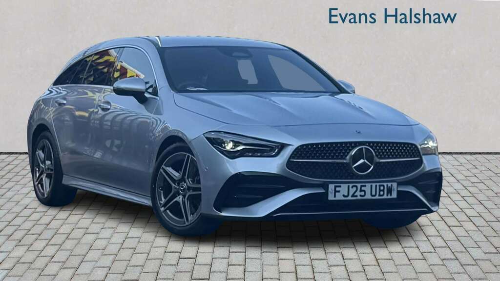 Mercedes-Benz CLA Class 200 Amg Line Executive Tip 2025 Silver