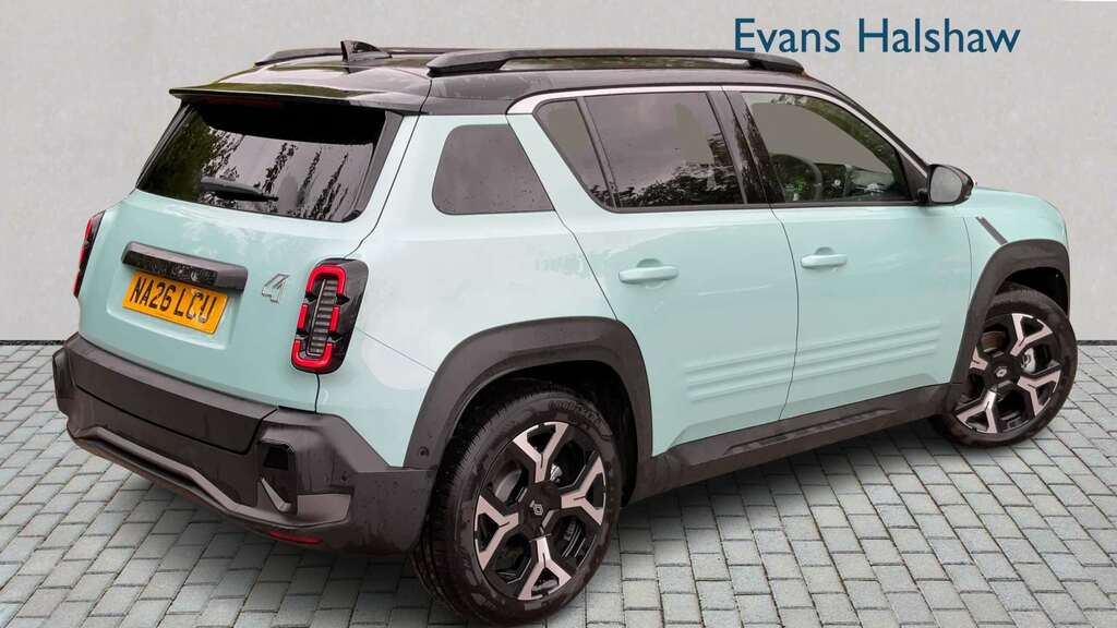 Renault 4 E-Tech 110Kw Techno 52Kwh Comfort Range 2026 Green #2