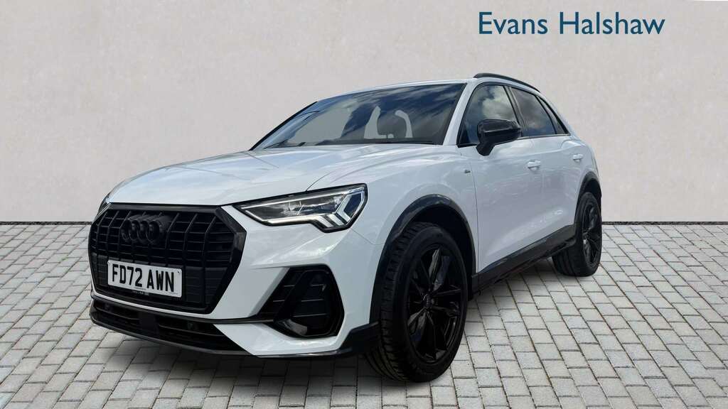 Audi Q3 35 Tfsi Black Edition S Tronic 2022 FD72AWN White #3