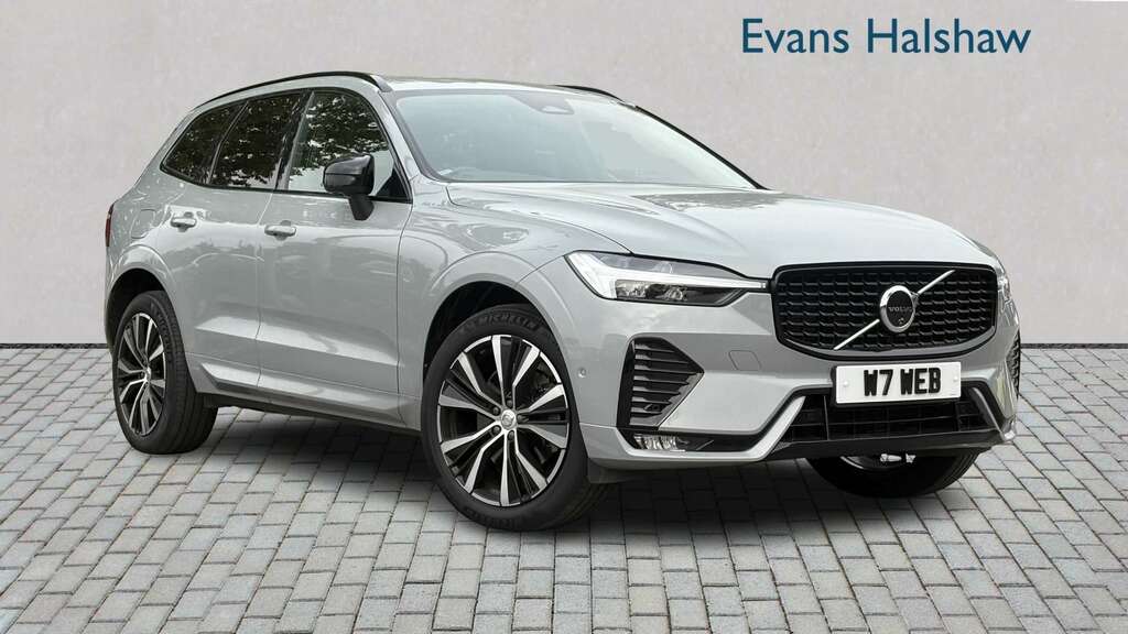 Volvo XC60 2.0 B4d Plus Dark Awd Geartronic 2023 Grey