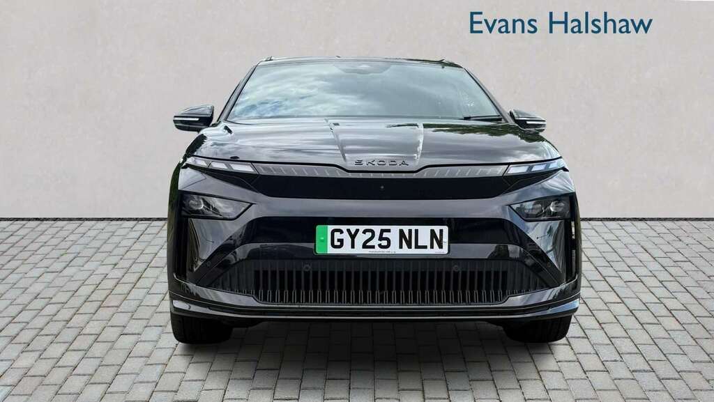 Skoda ENYAQ 210Kw 85X Sportline 82Kwh 4X4 2025 Black #4