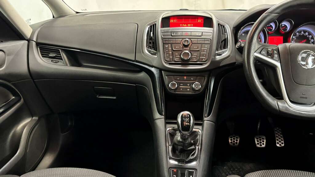 Vauxhall Zafira Mpv 1.8 16V Exclusiv Euro 5 201414 Black #15