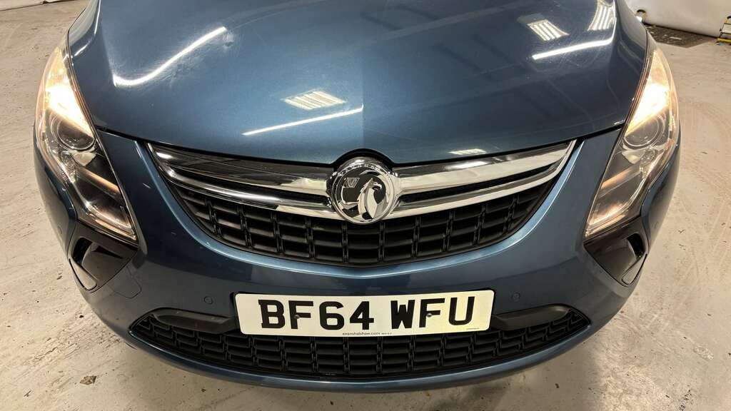 Vauxhall Zafira Mpv 1.8 16V Exclusiv Euro 5 201414 Black #27