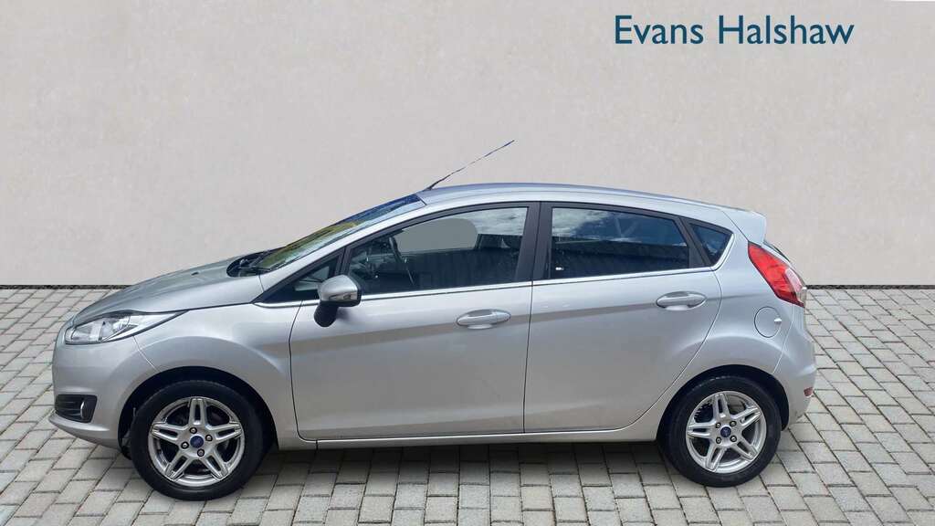 Ford Fiesta 1.25 Zetec Hatchback Euro 5 82 White #2