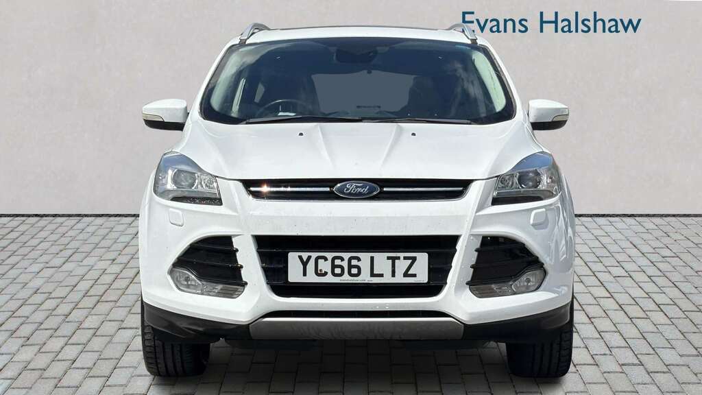 Ford Kuga 2.0 Tdci Zetec Suv 2Wd Euro 6 S White #4