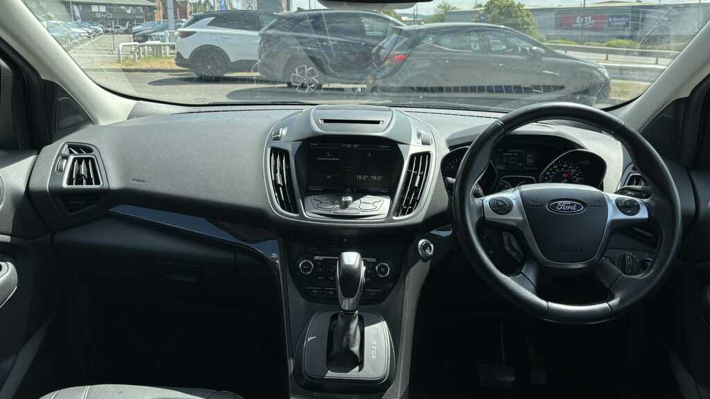 Ford Kuga 2.0 Tdci Zetec Suv 2Wd Euro 6 S White #8