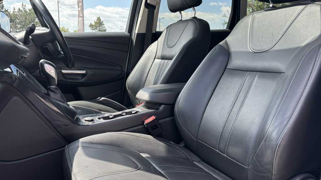 Ford Kuga 2.0 Tdci Zetec Suv 2Wd Euro 6 S White #9