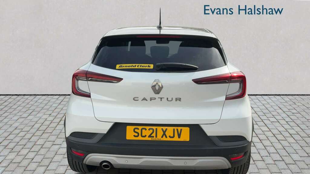 Renault Captur 1.3 Tce 140 Iconic 2021 White #4