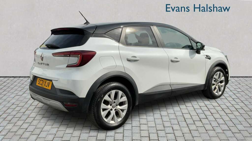 Renault Captur 1.3 Tce 140 Iconic 2021 White #2