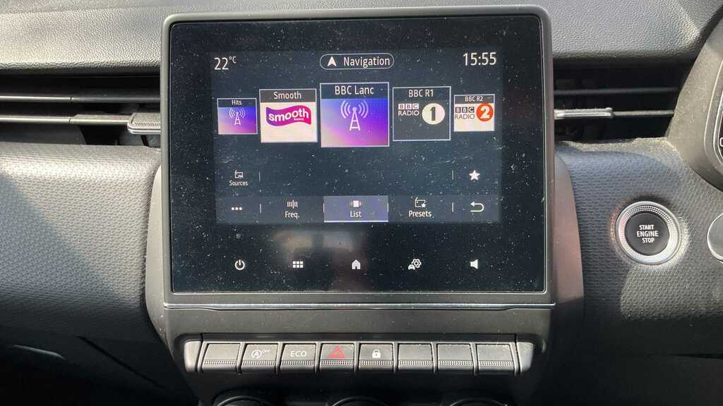 Renault Clio 1.0 Tce 100 Iconic 2020 Black #6