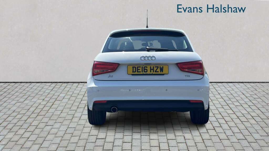 Audi A1 1.6 Tdi Sport 2016 White #5