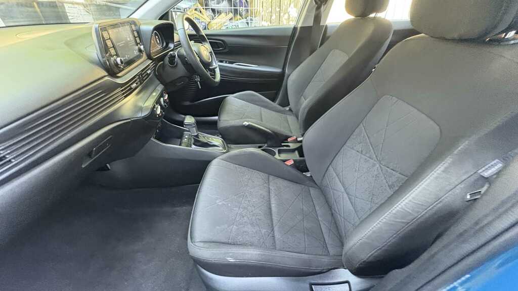 Hyundai Bayon 1.0 Tgdi 48V Mhev Se Connect Dct 2023 BD23HBF Blue #5