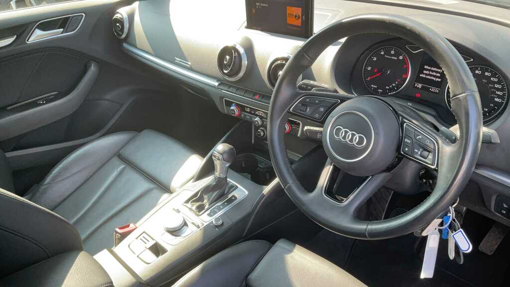 Audi A3 35 Tfsi Sport S Tronic 2019 YP69VOV Grey #5