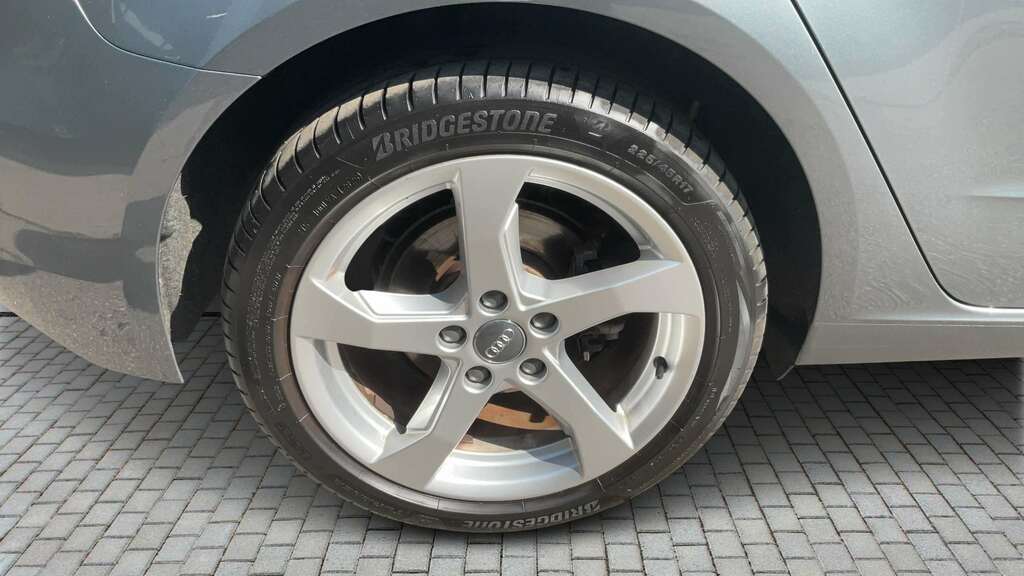 Audi A3 35 Tfsi Sport S Tronic 2019 YP69VOV Grey #3