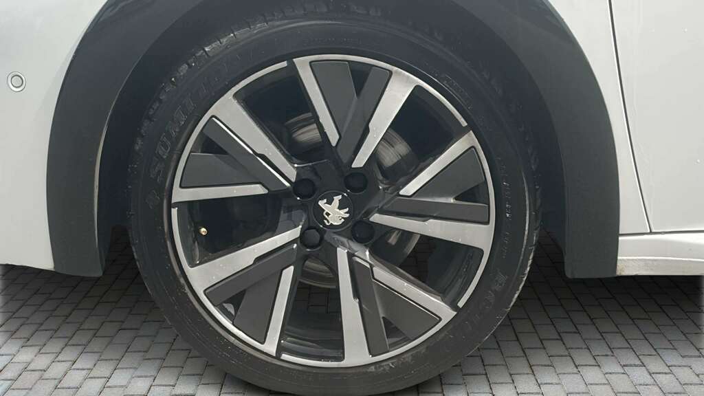 Peugeot 208 1.2 Puretech Allure Premium Euro 6 Ss #3