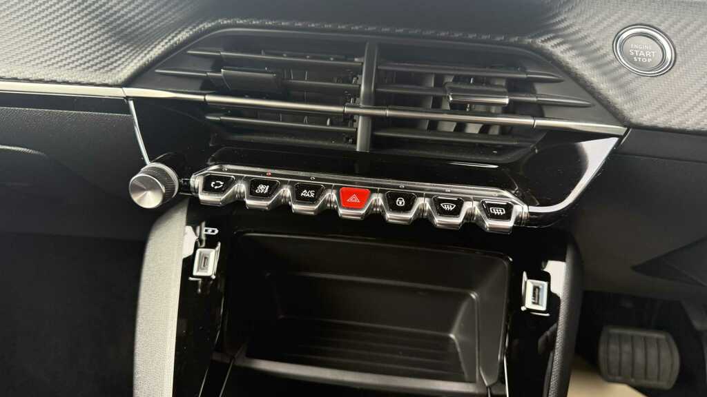 Peugeot e-2008 54Kwh Gt Suv 7Kw Charger 156 #15
