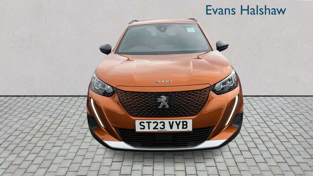 Peugeot e-2008 100Kw Active Premium 50Kwh 2023 Orange #2