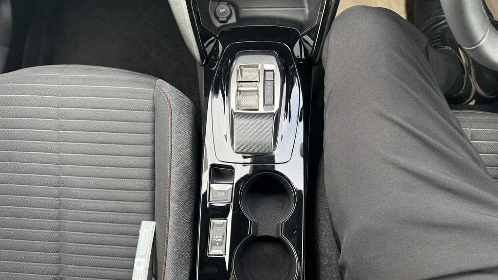Peugeot e-2008 54Kwh Gt Suv 7Kw Charger 156 #16