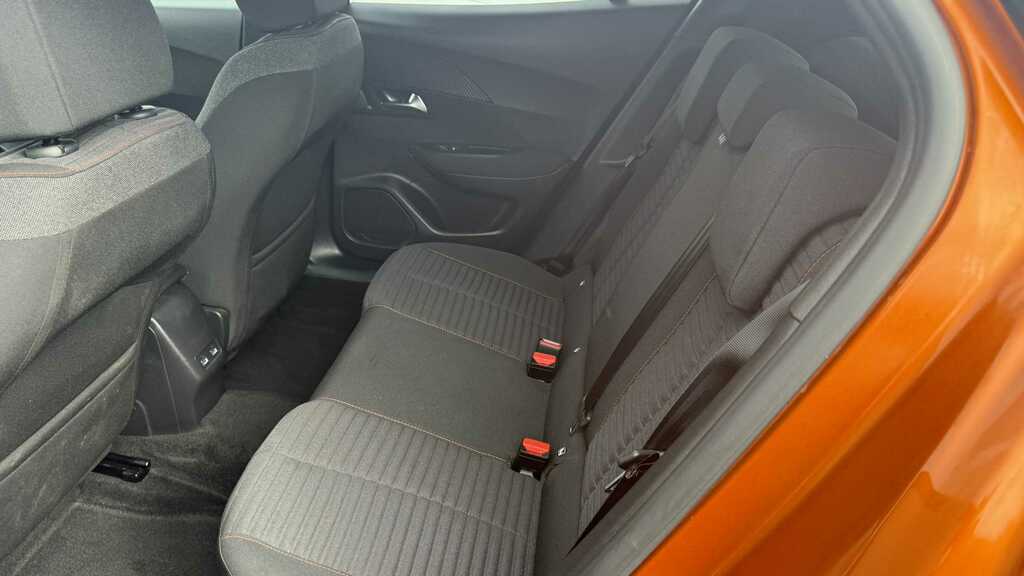 Peugeot e-2008 54Kwh Gt Suv 7Kw Charger 156 #7