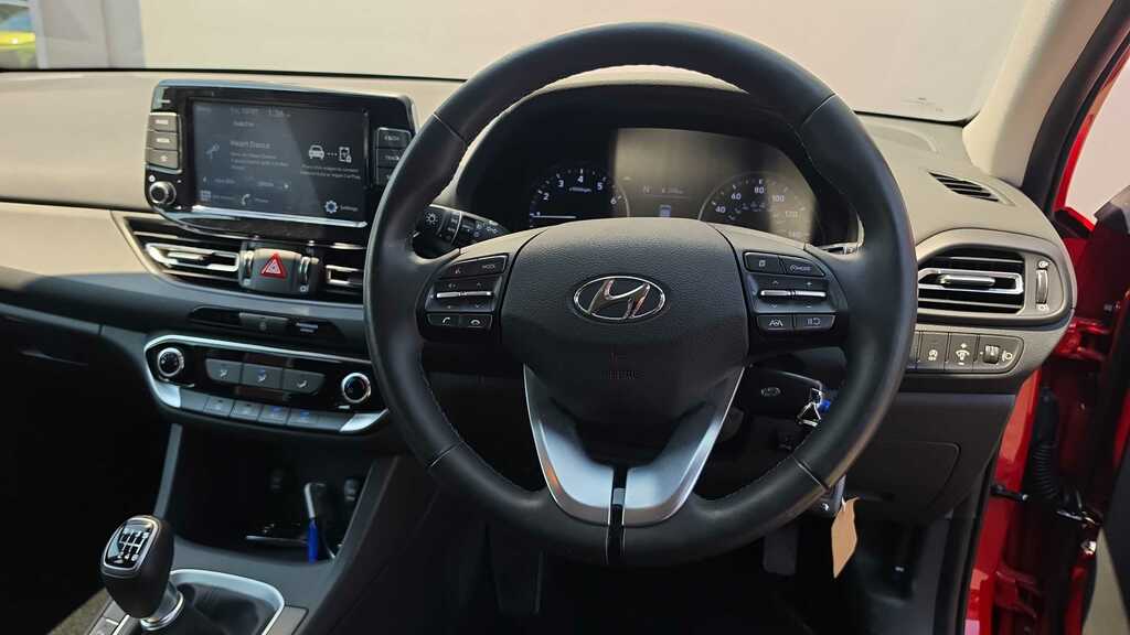 Hyundai I30 1.0 T-gdi 120Ps Se Connect 48V #9