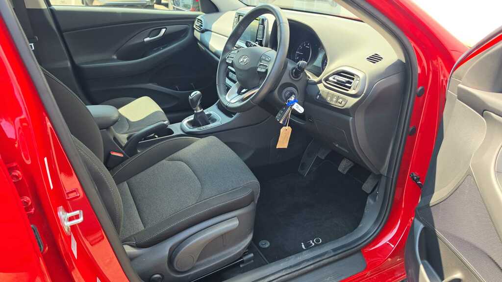Hyundai I30 1.0 T-gdi 120Ps Se Connect 48V #8