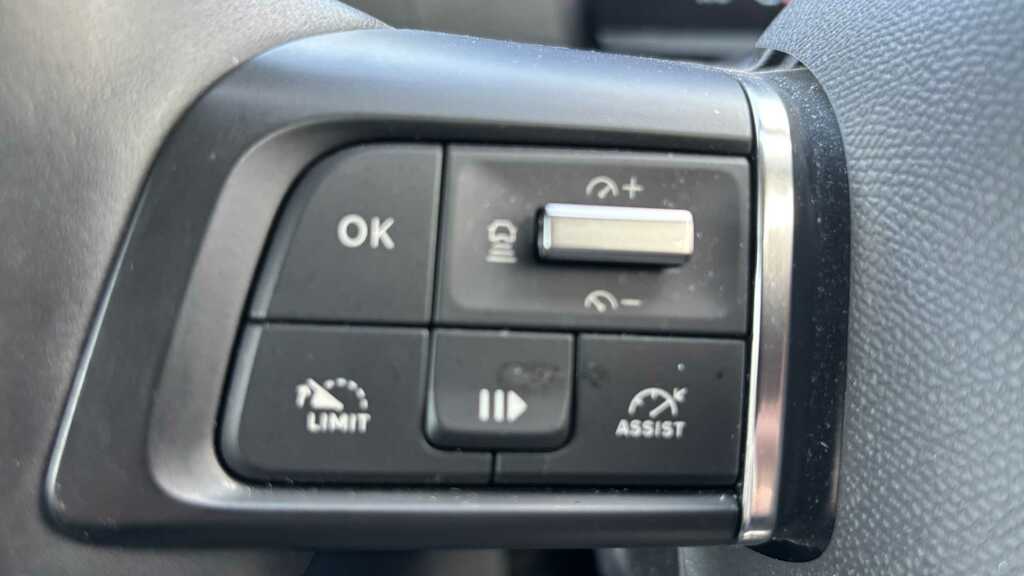 Citroen e-C4 100Kw Shine Plus 50Kwh 2023 Black #6