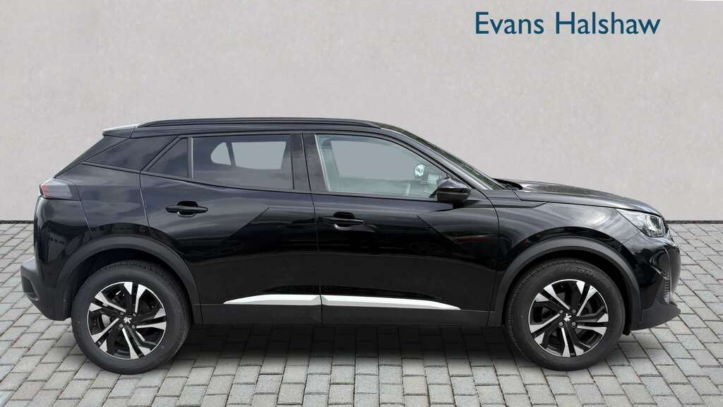 Peugeot 2008 1.2 Puretech Allure Premium 2023 SK23RNU Black #2
