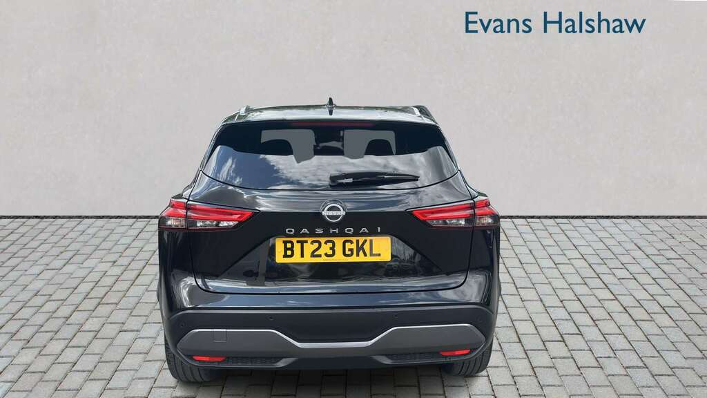 Nissan Qashqai 1.3 Dig-t Mh 158 N-connecta Xtronic 2023 BT23GKL Black #5