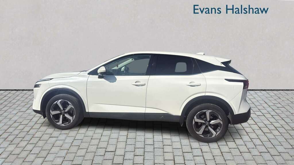 Nissan Qashqai 1.3 Dig-t Mh N-connecta 2023 WK23XXG White #2