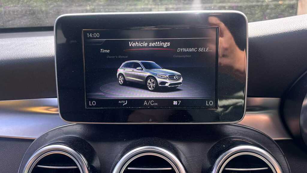 Mercedes-Benz GLC Class 2.0 Glc250 Amg Line Premium G-tronic 4Matic Eur Blue #24