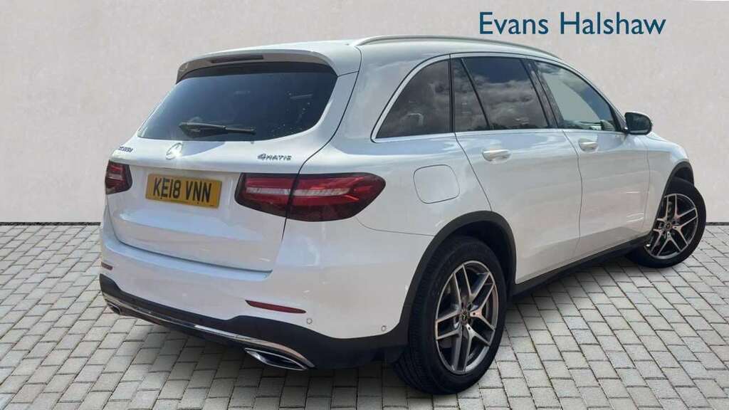 Mercedes-Benz GLC Class 220D 4Matic Amg Line 9G-tronic 2018 White #5