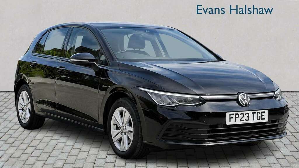 Volkswagen Golf 8 Life 1.5 Tsi 130Ps 6-Speed Grey #1