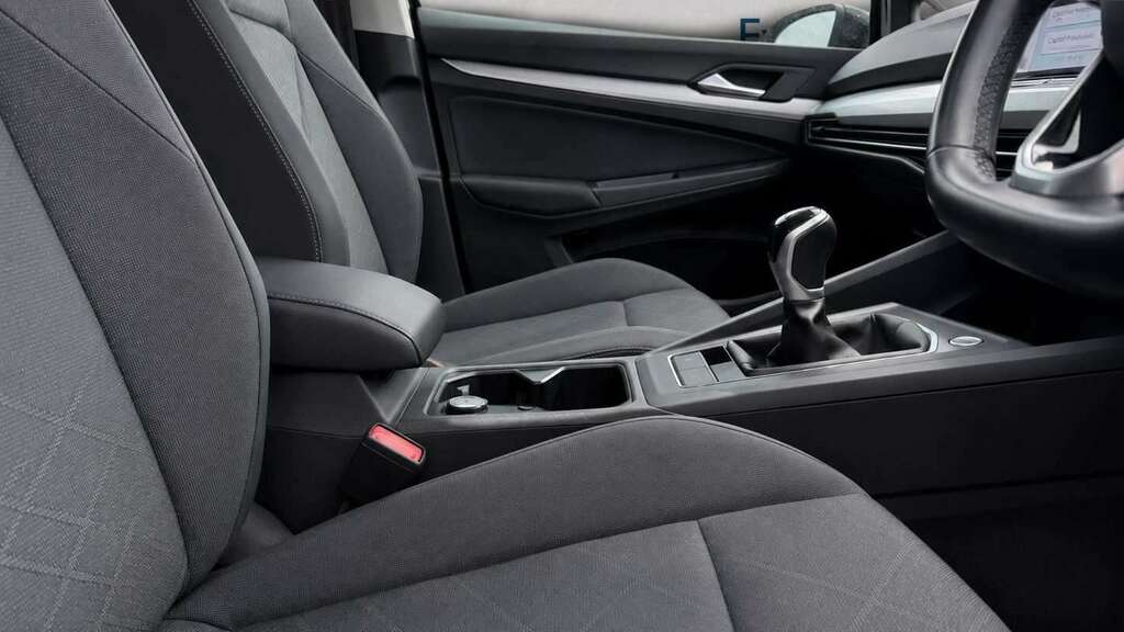 Volkswagen Golf 8 Life 1.5 Tsi 130Ps 6-Speed Grey #3