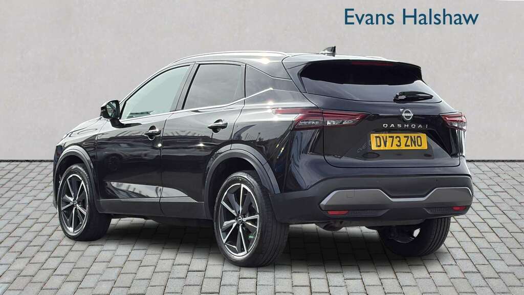 Nissan Qashqai 1.3 Dig-t Mh Tekna 2024 DV73ZNO Black #2