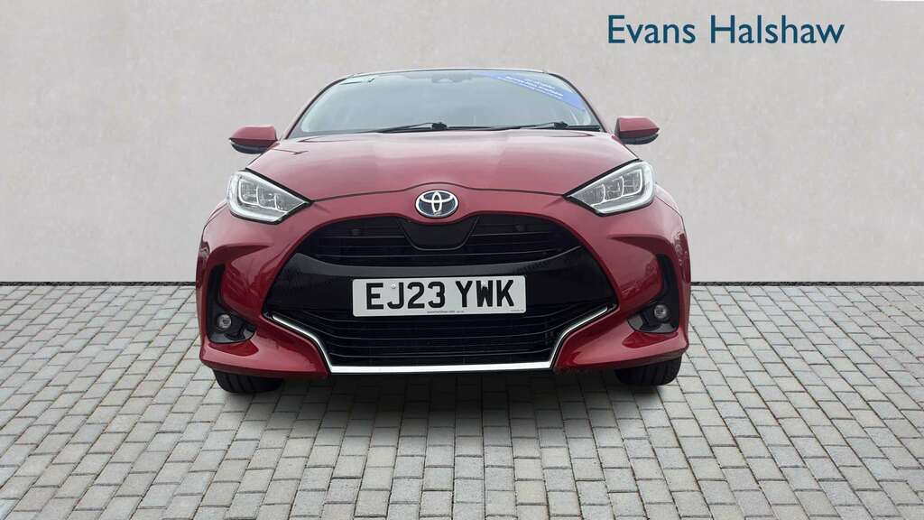 Toyota Yaris 1.5 Hybrid Excel Cvt 2023 EJ23YWK Red #3