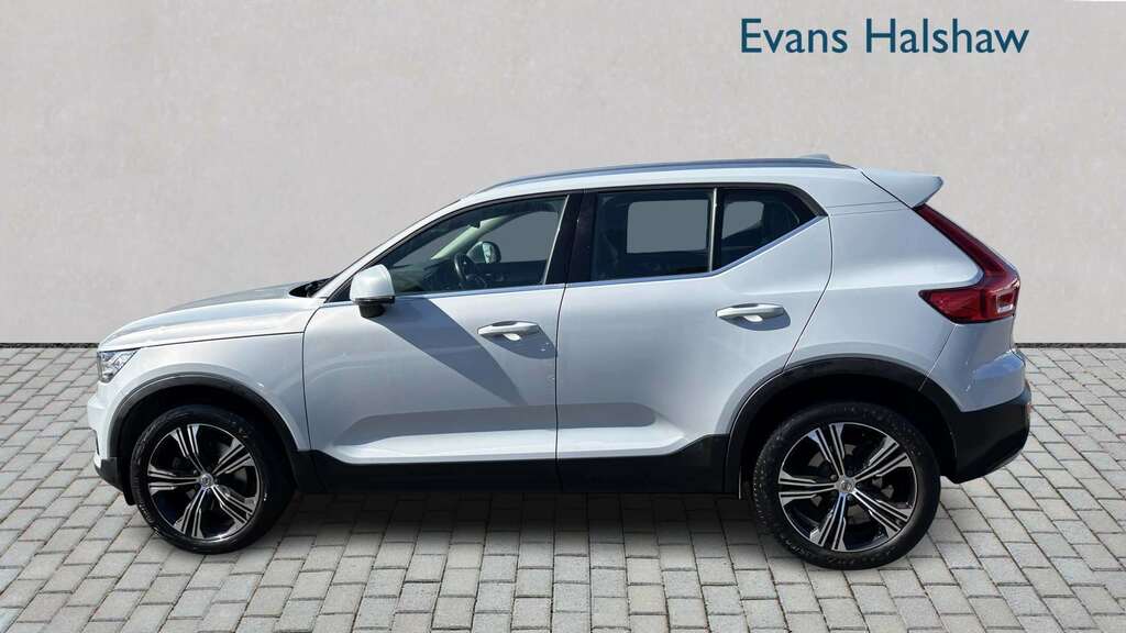 Volvo XC40 2.0 B4p Inscription Pro 2020 VX70LTV Silver #3