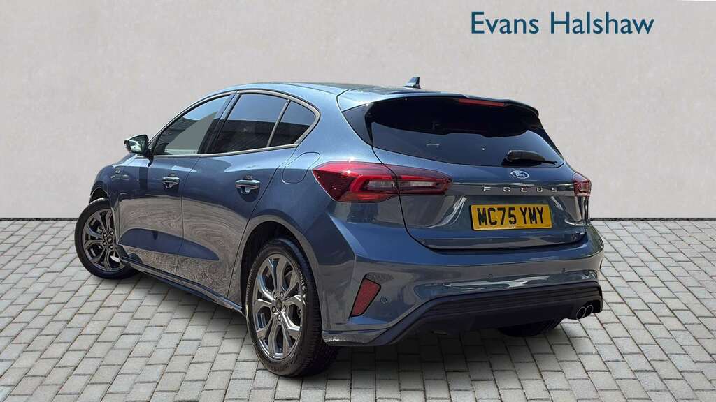 Ford Focus Focus St-line 1.0L Ecoboost 125Ps Mhev Fwd Blue #1
