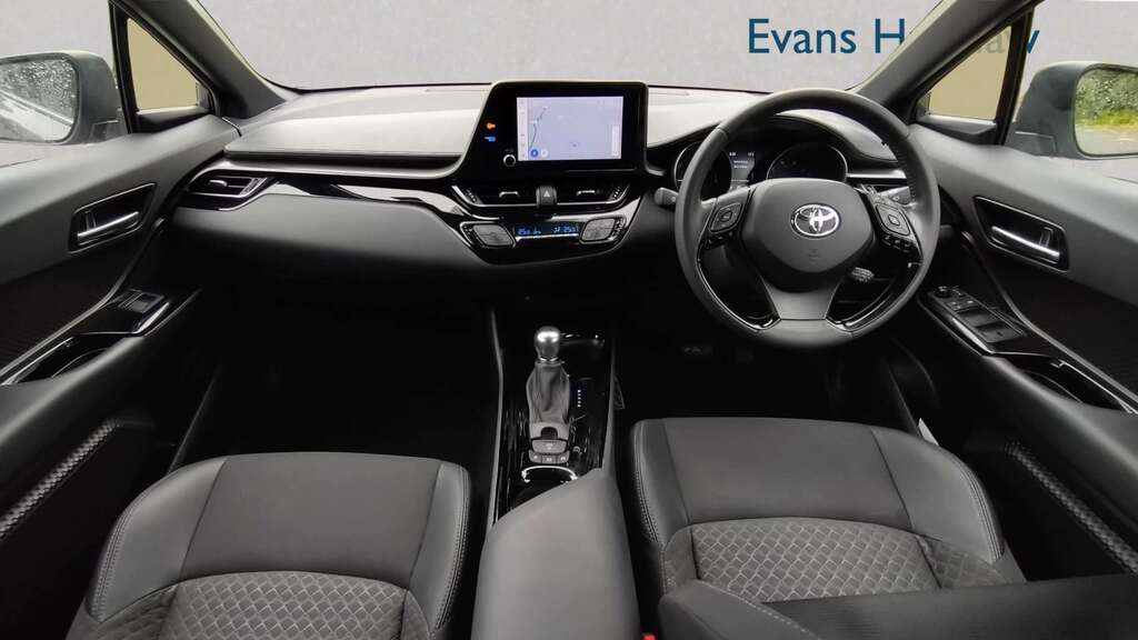 Toyota C-Hr 1.8 Hybrid Icon Cvt White #15