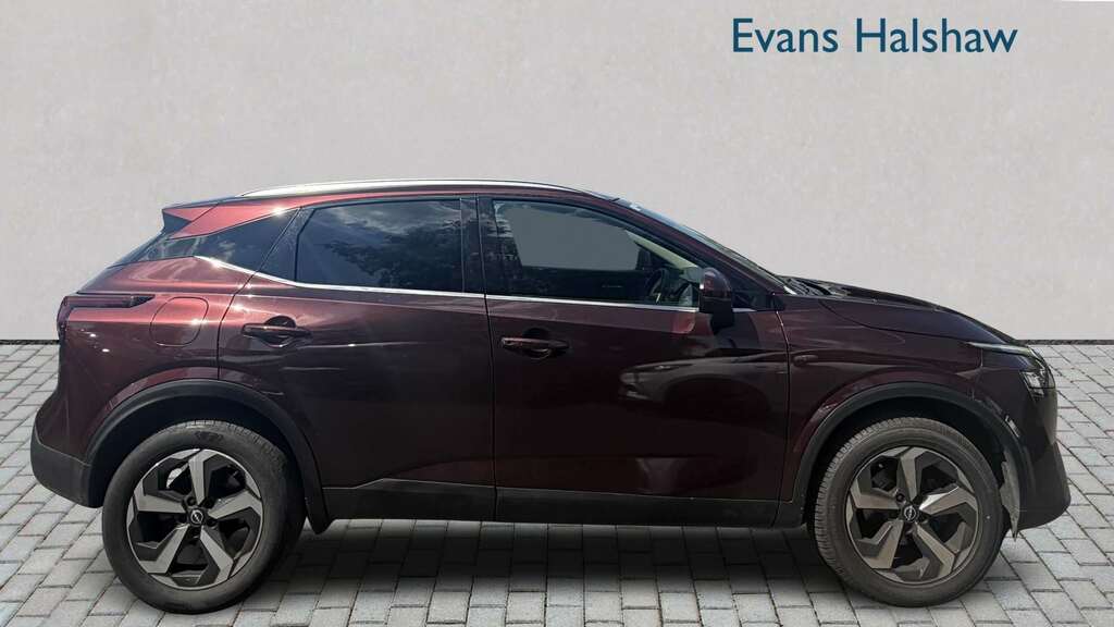Nissan Qashqai 1.3 Dig-t Mh 158 N-connecta Xtronic 2024 Red